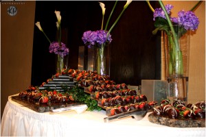 Diamondhead_wedding_chocolate covered strawberries