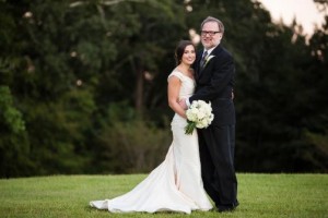 featured-wedding-catherine-greg-iles-the-bridal-guru-207-int[1]